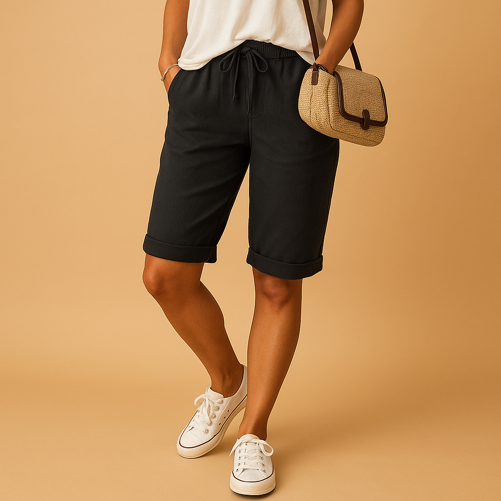 Women’s casual capri pants with relaxed fit, elastic waist and drawstring, rolled-up hem, airy fabric. Perfect for spring and summer outfits.