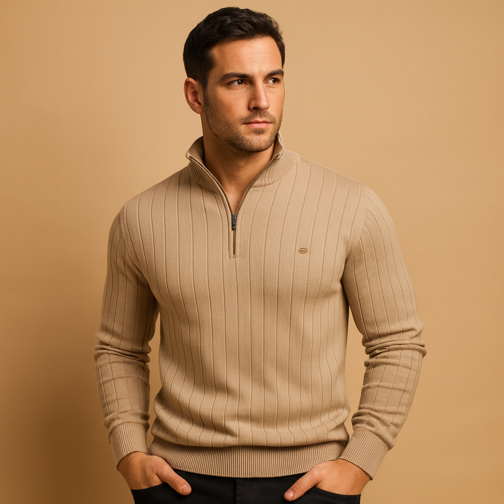 Men’s half zip knitted jumper with high collar and slim fit, perfect for casual and refined autumn or winter outfits.