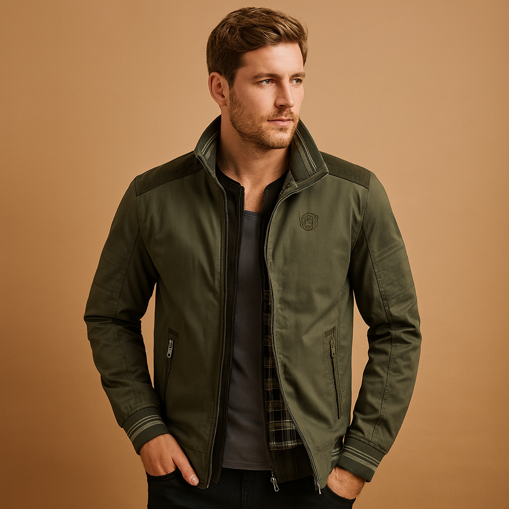 Men’s lightweight summer jacket with modern design, breathable fabric, adjustable fit, and functional pockets. Ideal for spring and summer wear.
