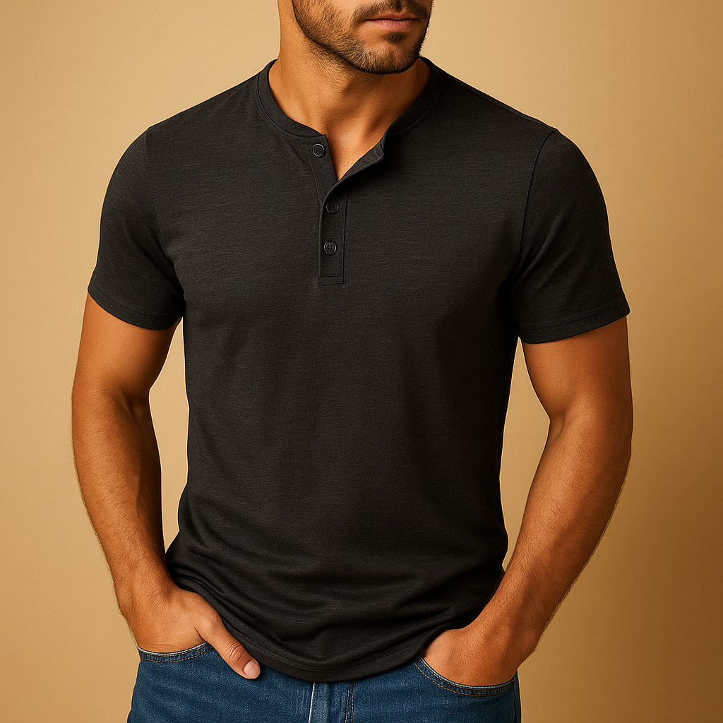 Men’s casual cotton T-shirt with regular fit, crew neck, and short sleeves. Available in army green, black, blue, khaki, white, and burgundy.