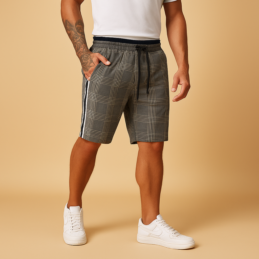 Men’s casual everyday shorts with elastic waistband and tapered leg, available in black, beige, blue-grey, and army green. Breathable and versatile.