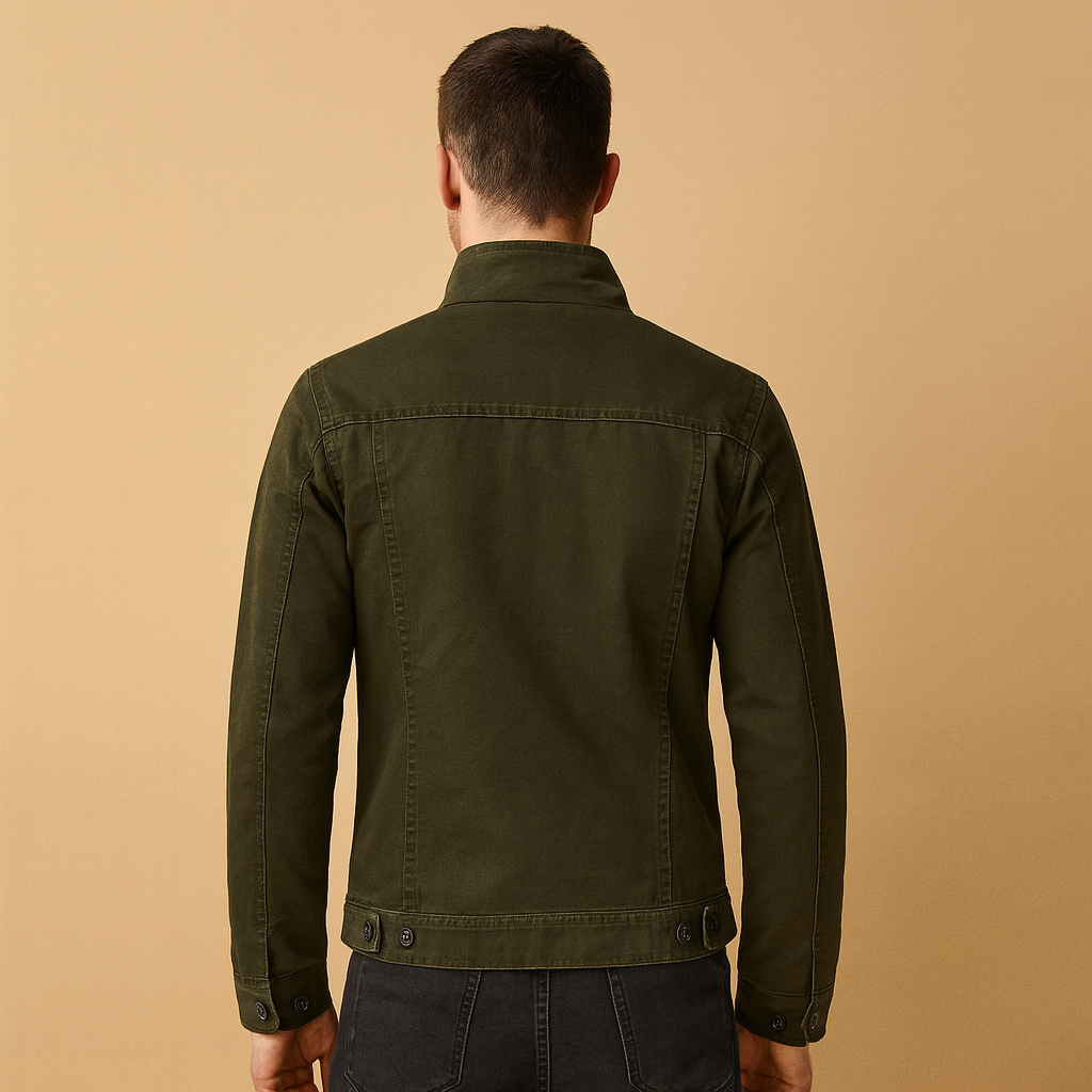 Men’s classic long-sleeve biker jacket with modern fit and timeless design, perfect for casual wear or a stylish night out.