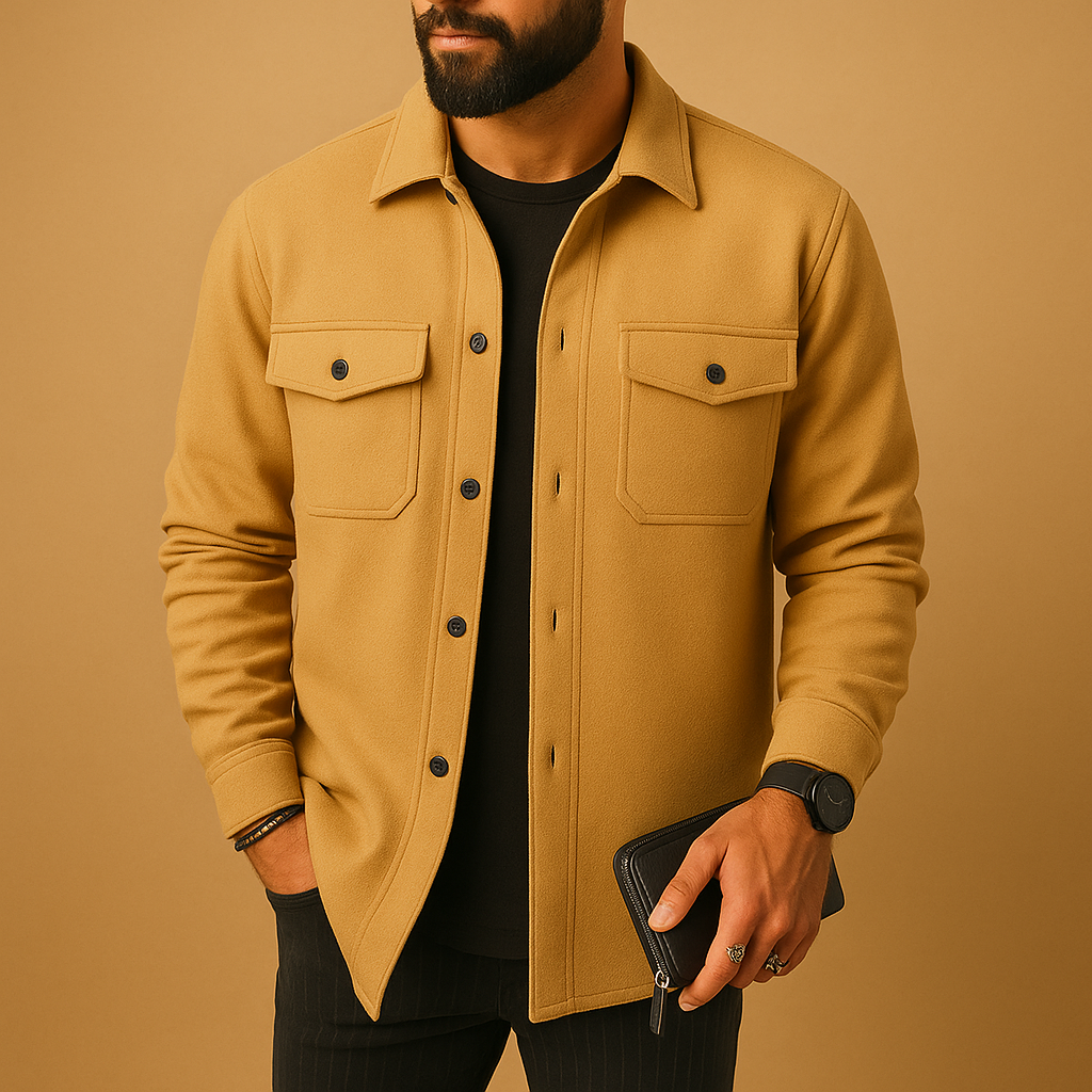 Men’s warm flannel shirt with long sleeves, button closure, and soft fabric finish, perfect for autumn and winter in classic seasonal colors.