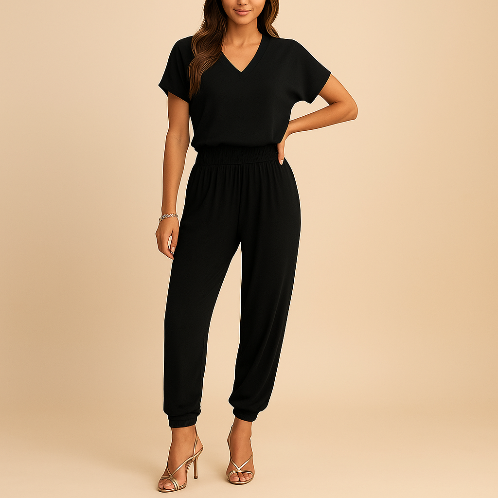Women’s floral two-piece set with top and matching pants, ideal for everyday wear, casual outings, or special occasions.