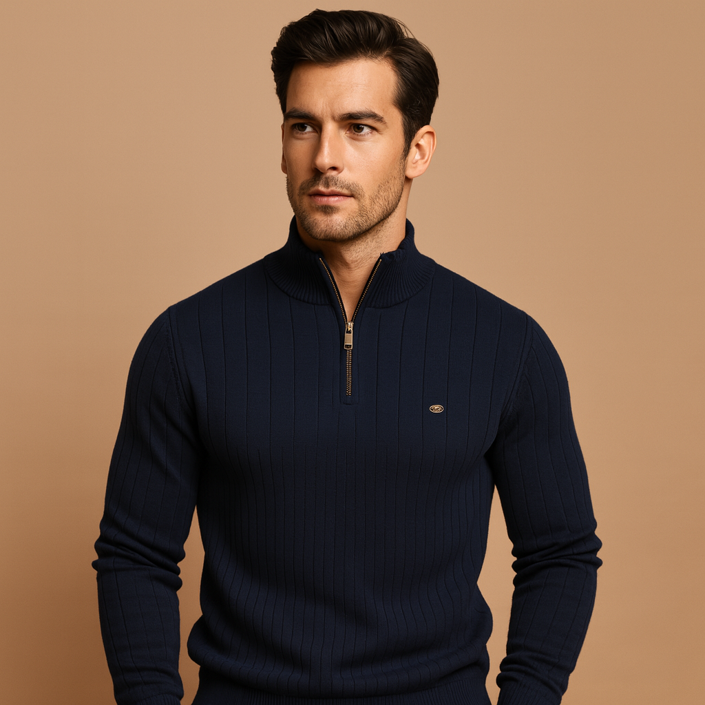 Men’s half zip knitted jumper with high collar and slim fit, perfect for casual and refined autumn or winter outfits.