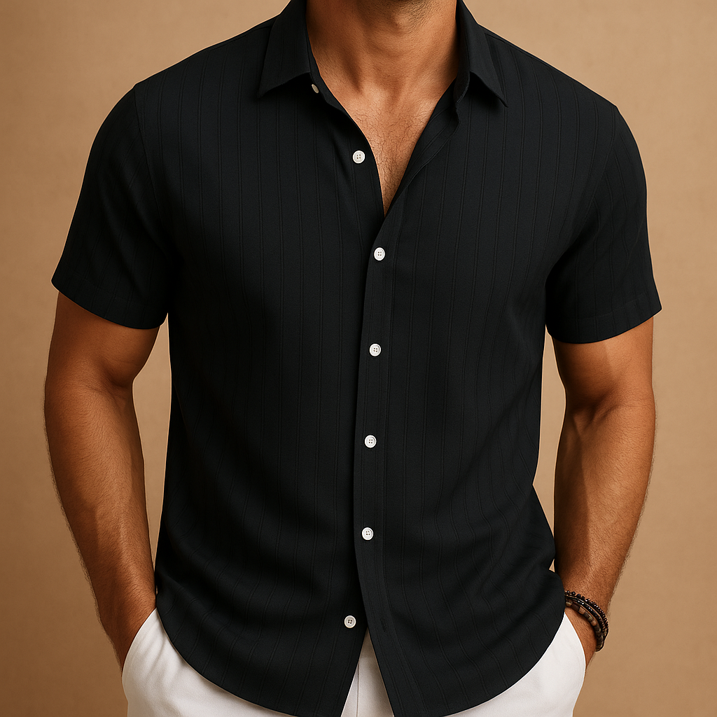 Men’s lightweight short sleeve shirt with refined collar, perfect for summer days, casual outings, and office wear.