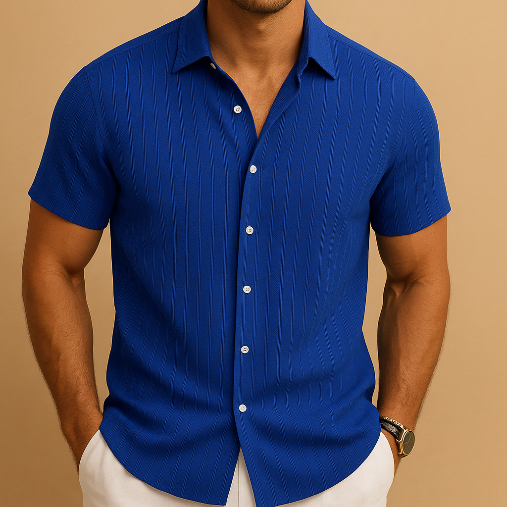 Men’s lightweight short sleeve shirt with refined collar, perfect for summer days, casual outings, and office wear.