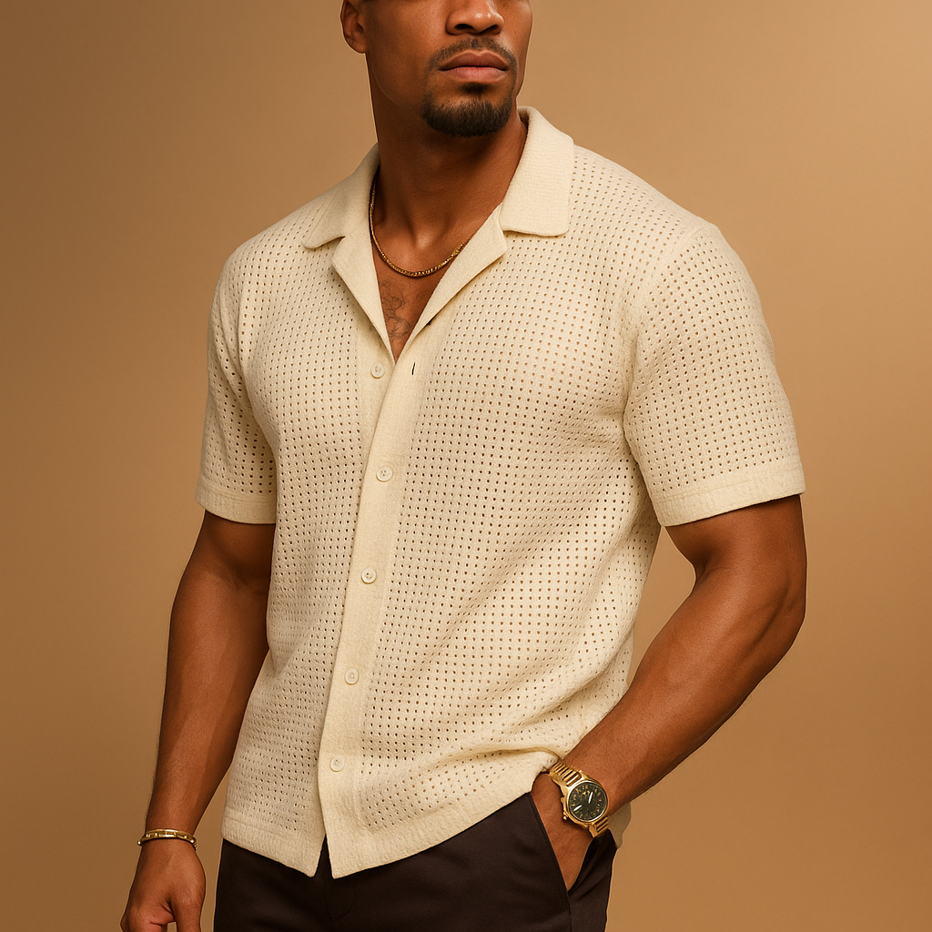 Men’s lightweight summer shirt with short sleeves and button closure in a classic solid design, perfect for warm weather and casual summer occasions.